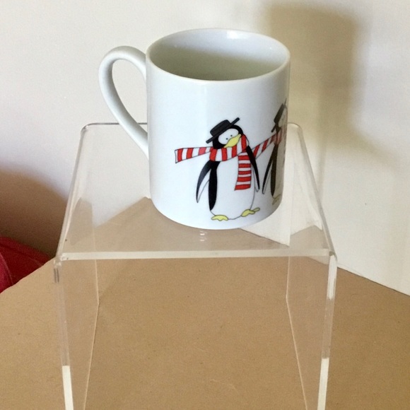 Vintage Porcelain Penguins Mug Red Striped Scarves - Picture 3 of 4